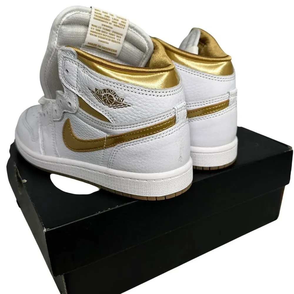 💎✨NEW IN BOX✨💎NIKE Jordan One Retro High OG (PS) White/Gold